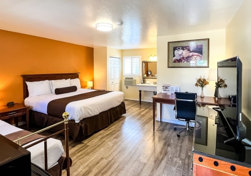 What is the Average Check-Out Time for Rooms at Inn & Suites in Northern California?
